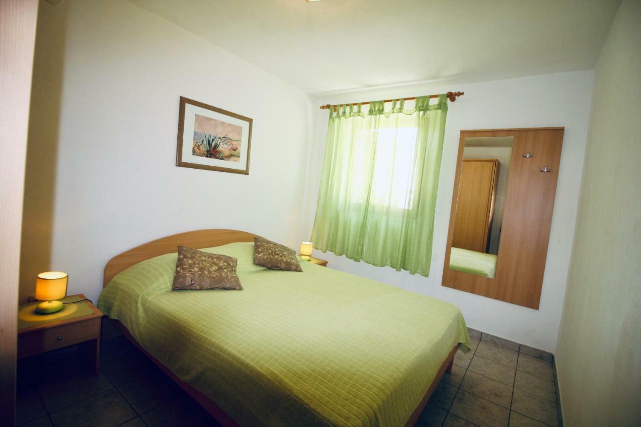 Charming Apartments Vesna Ravni Labin  Exterior foto